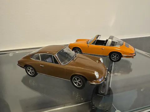 Porsche 911 T 1969 Sepia Brown 1:18 - 400pcs – Norev