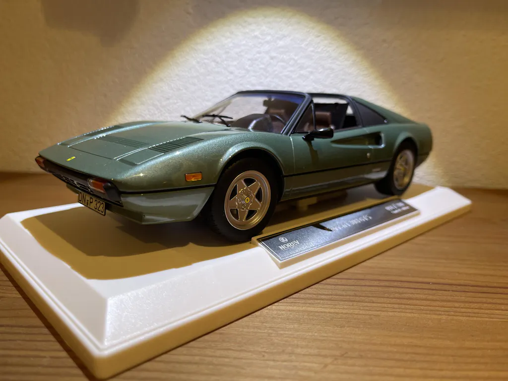 NOREV FERRARI 308 GTS 1982 silver 1/18 - Collection