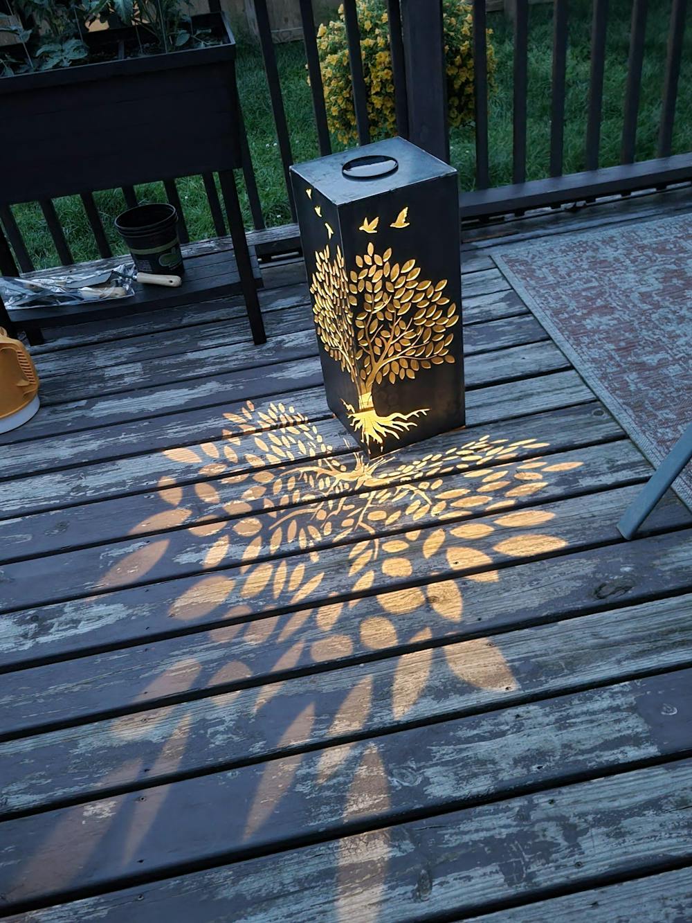 Basswood Tree Steel Luminary Pillar