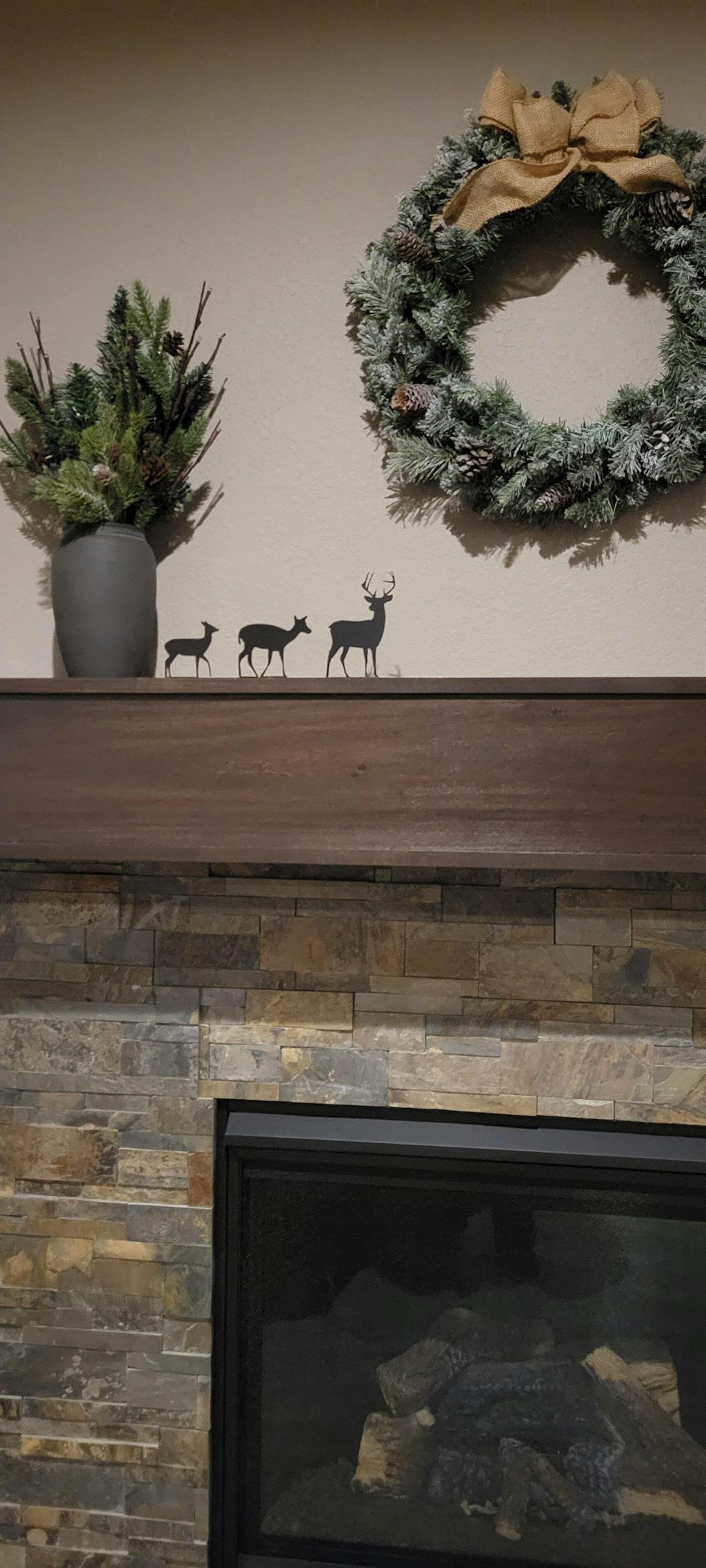 3-Pack Metal Mantel Deer