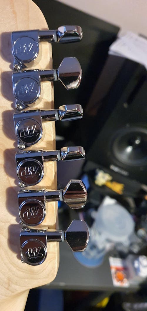 Wilkinson WJN07 Locking Tuning Machine Heads for Right Handed Guitars