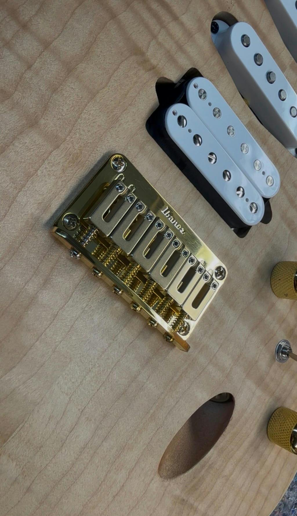 6 x 10.5mm Solid Brass Bridge Tremolo Saddles for Stratocaster Electric Guitar