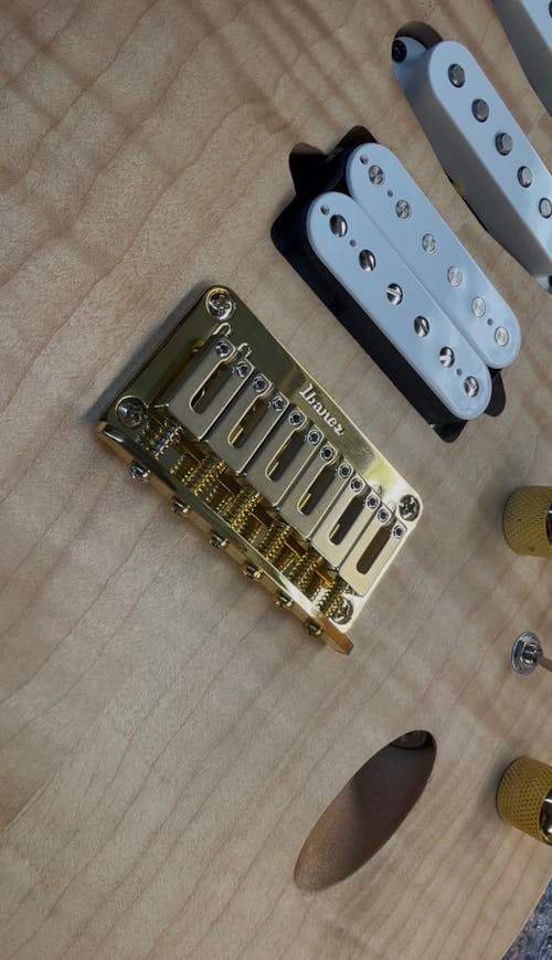 6 x 10.5mm Solid Brass Bridge Tremolo Saddles for Stratocaster Electric Guitar