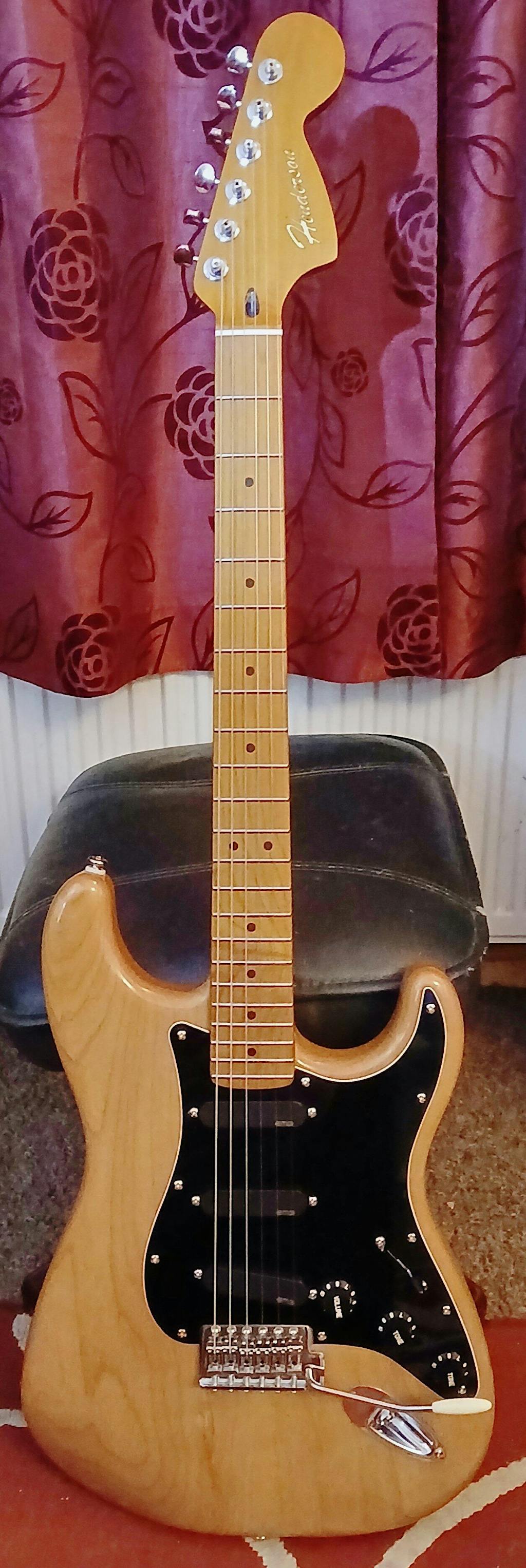 Stratocaster Compatible Body SSS - Natural Gloss