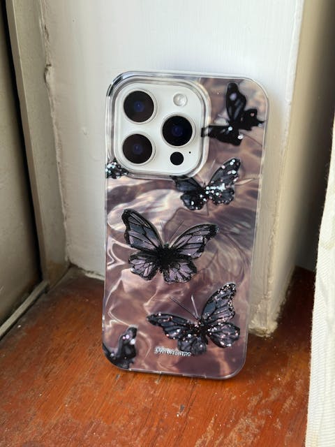 Butterfly Pond Shining ShineFlow Phone Case