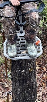 Raider Hang On Treestand, Novix Outdoors