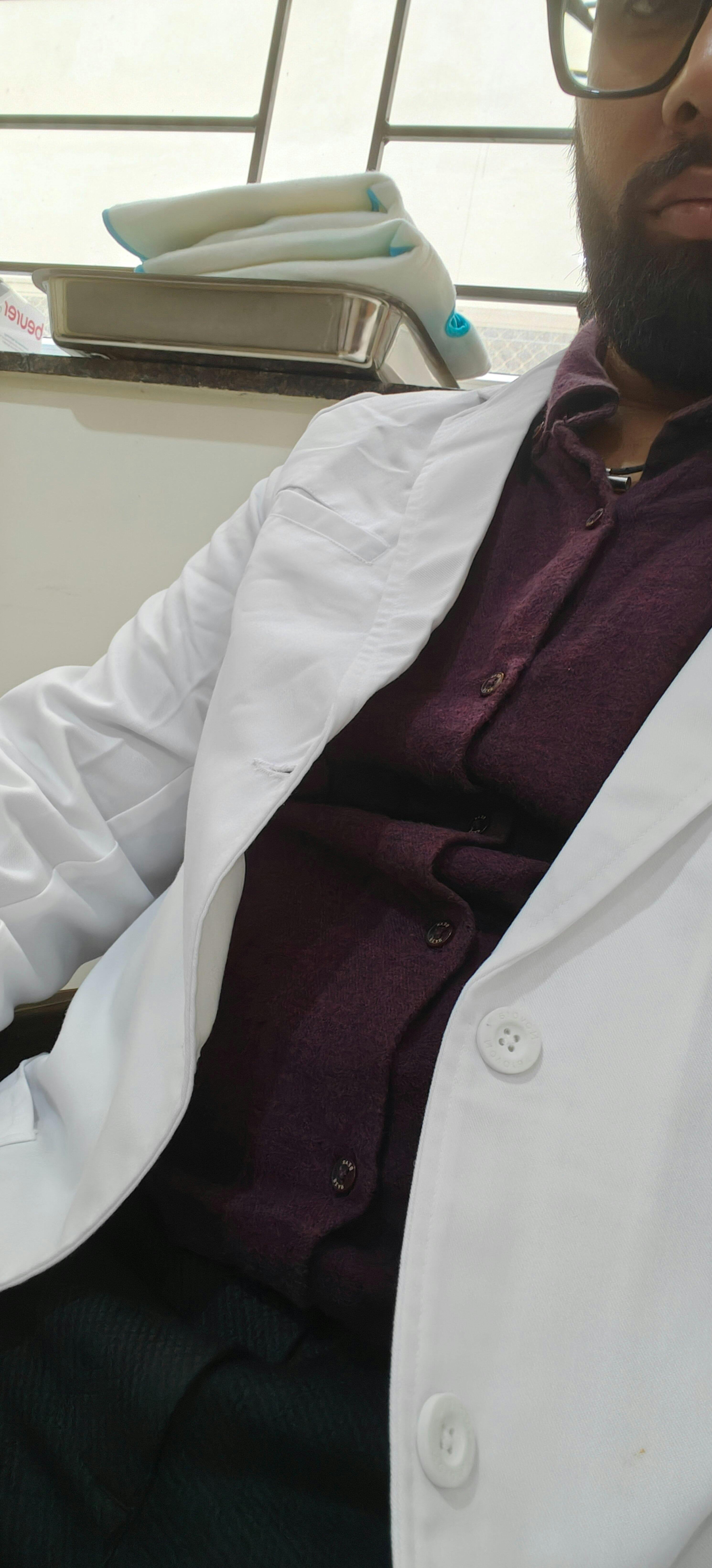 Men Elite Pro Lab Coat – Novora