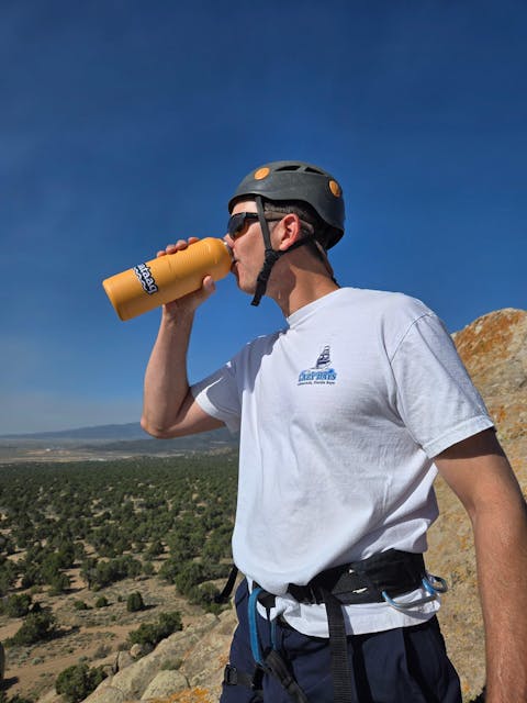 34 oz / 1 L Carabiner Water Bottle with Clip Cap