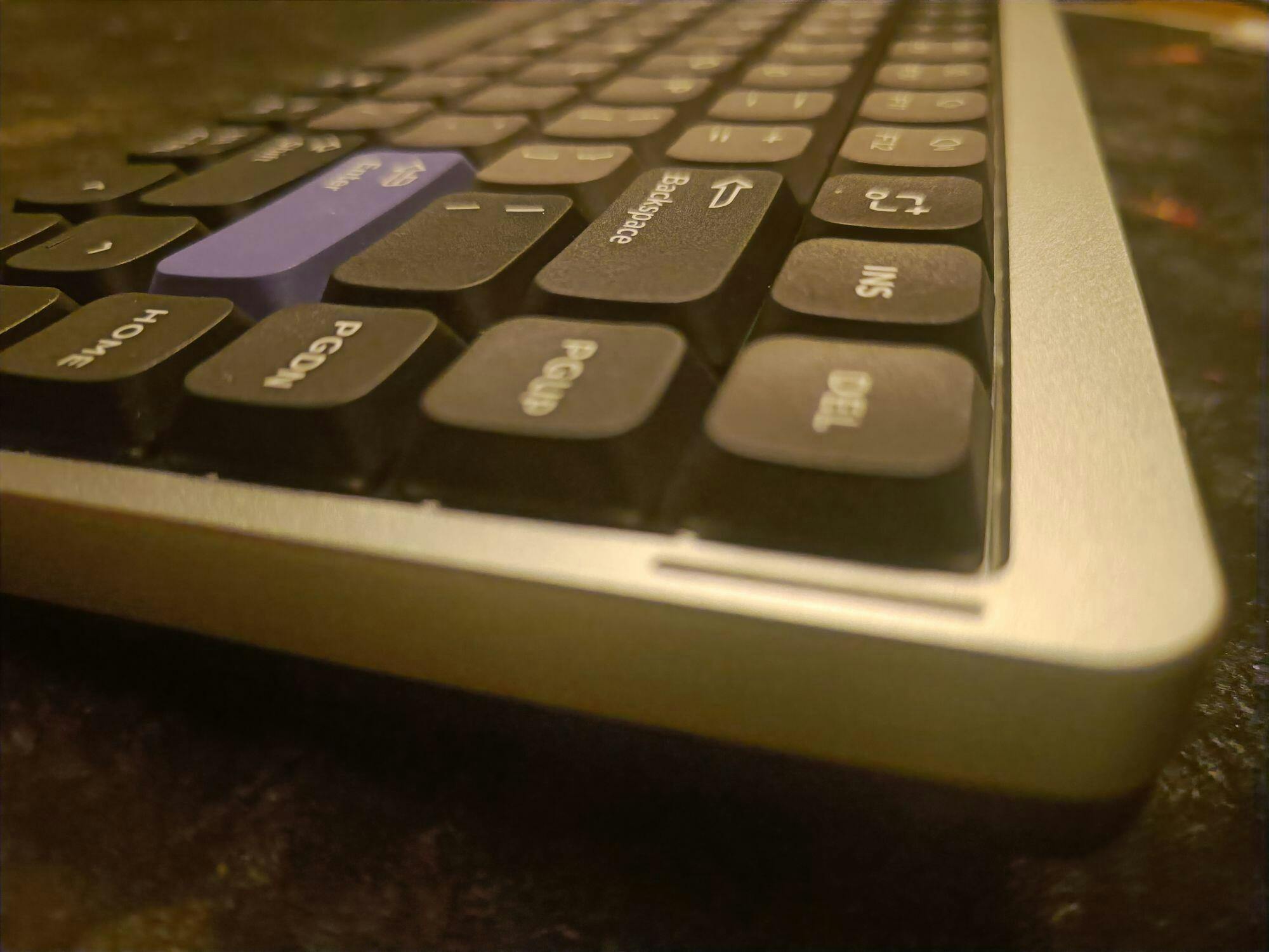 NuPhy Air75 HE | Teclado Magnético 75% Low Profile