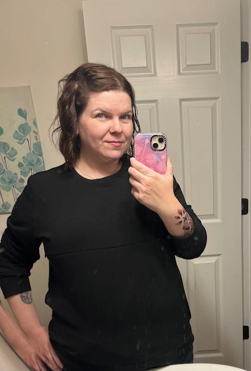 Buttery Crewneck Nursing Sweatshirt - Black