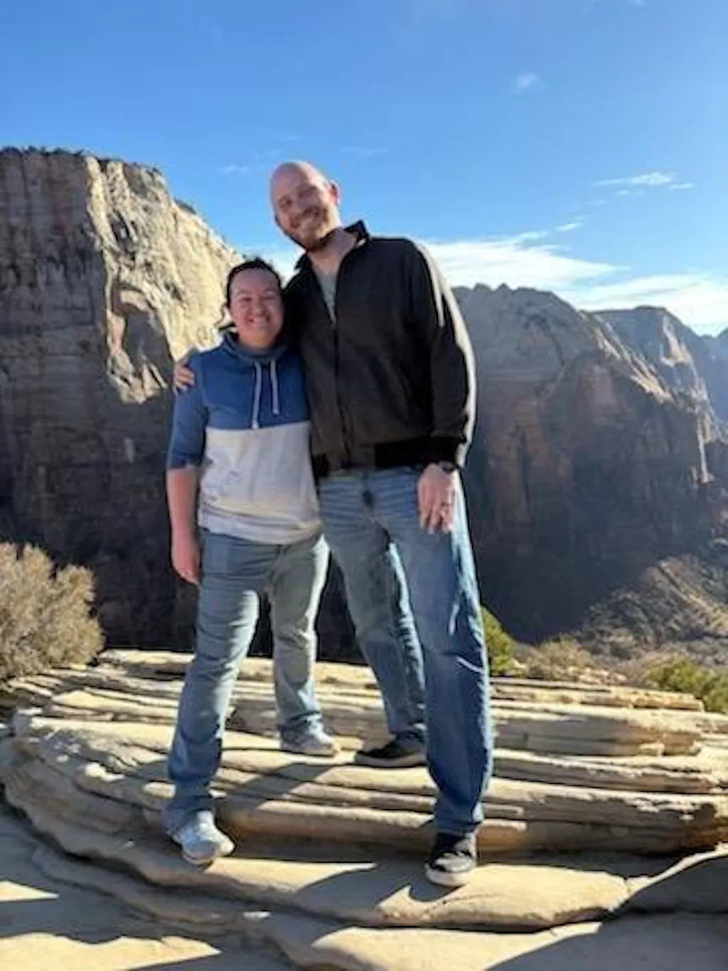 Nursing Sweatshirt Pullover - Colorblock Blue/Gray