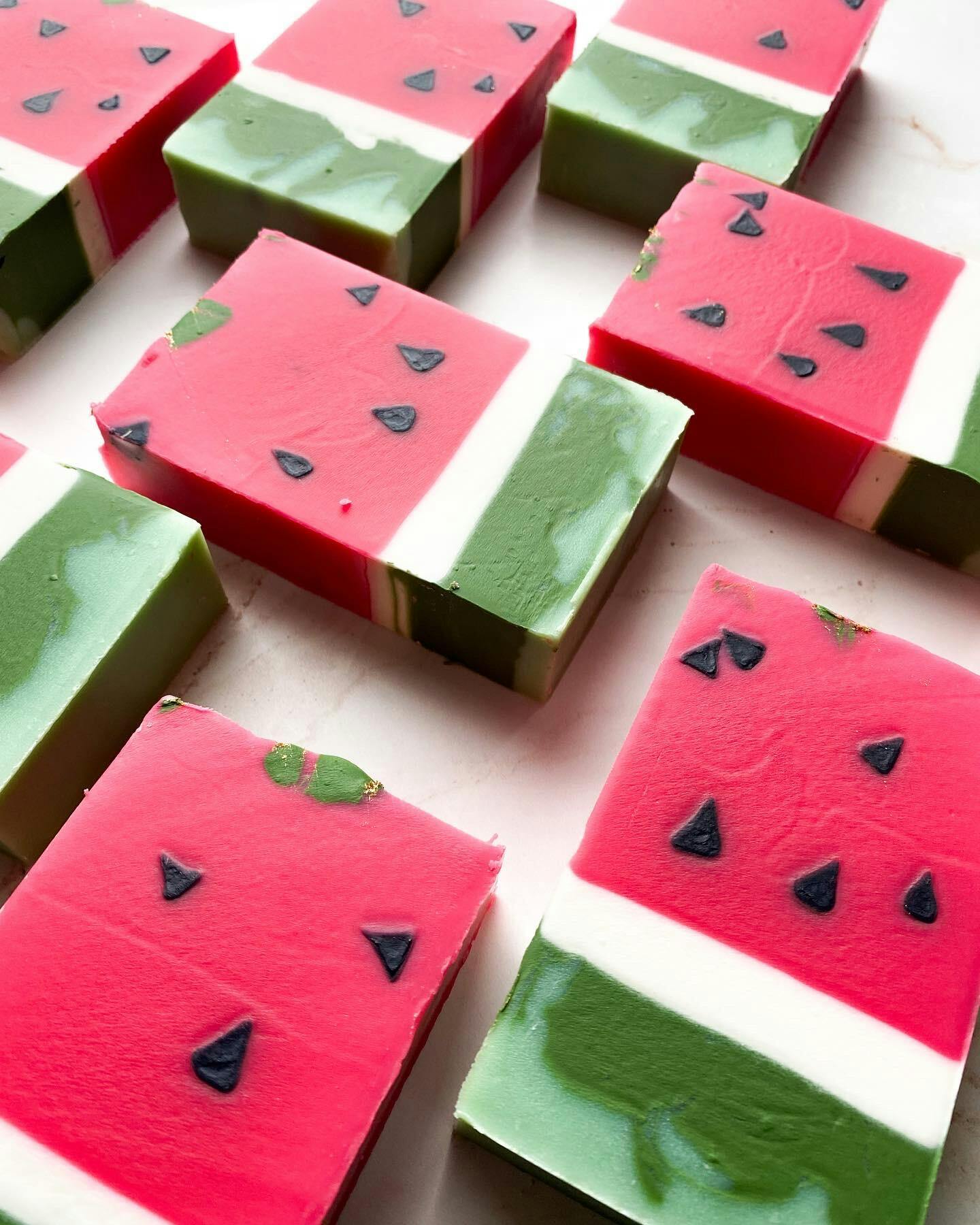 Fluorescent Neon Red Bold Vibrant Soap Color xpath-xml-definition-example-evaluting-and-faqs