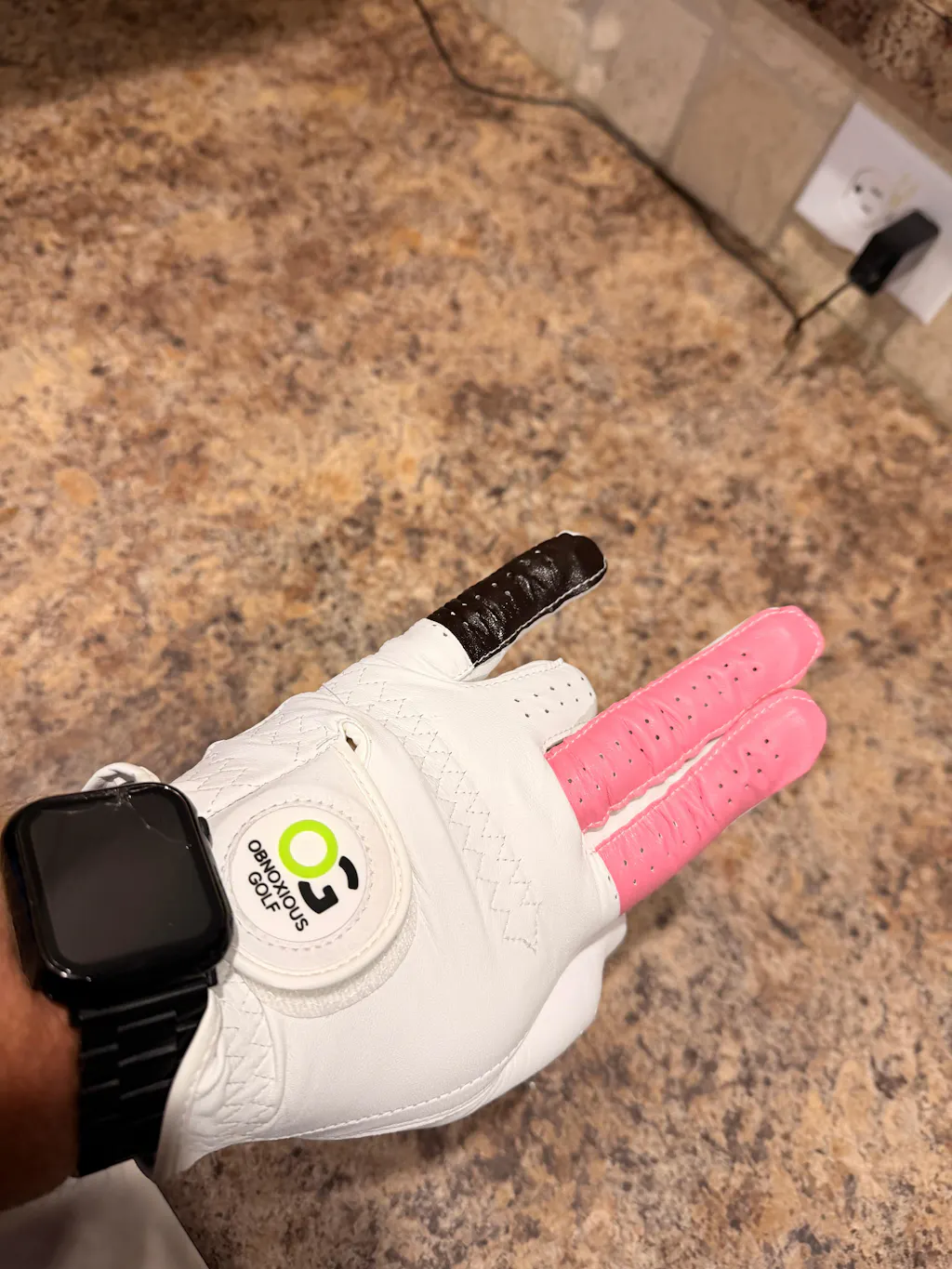 The Shocker 2.0 Golf Glove