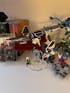 Display stand angled for Lego 75401 Ahsoka's Jedi Interceptor + minifigures slots (A1111)