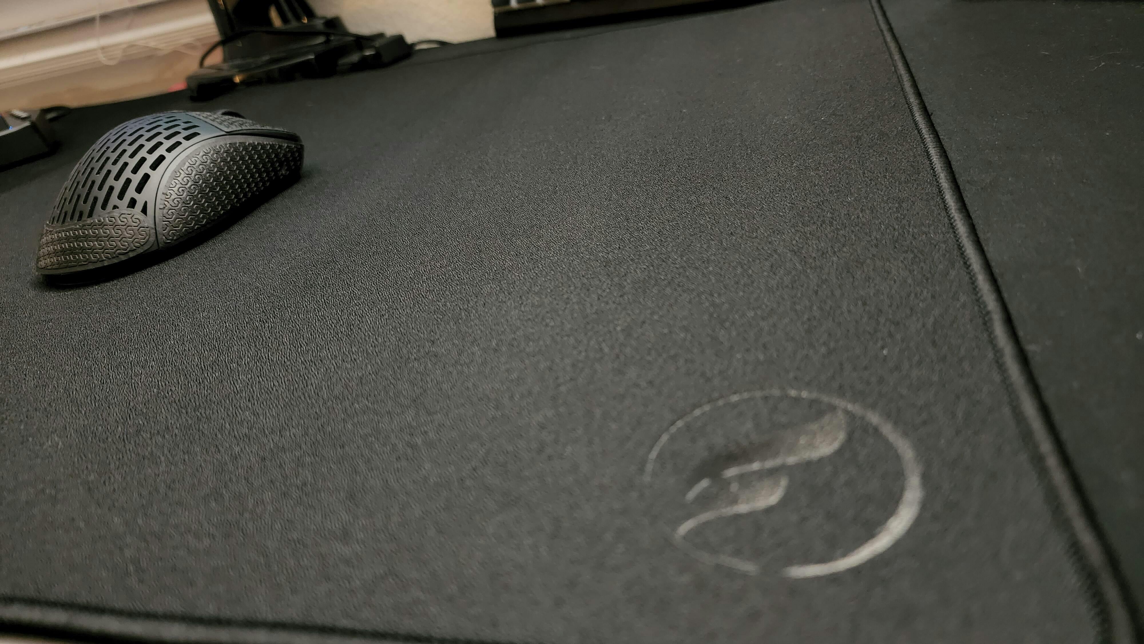 AzpectCustomz Sakura Wolf Infinity XL Hybrid Mousepad - 19