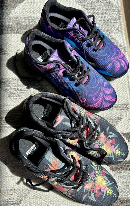 ナイキ　エアー Amazon.com | NIKE Unisex Modern, White Black Photon Dust, 10