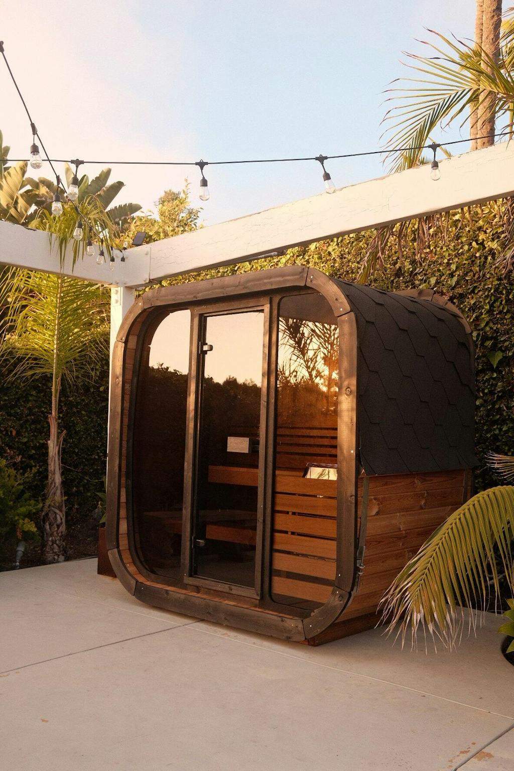 SaunaLife Model CL4G Cube-Series Outdoor Sauna | 3 Persons