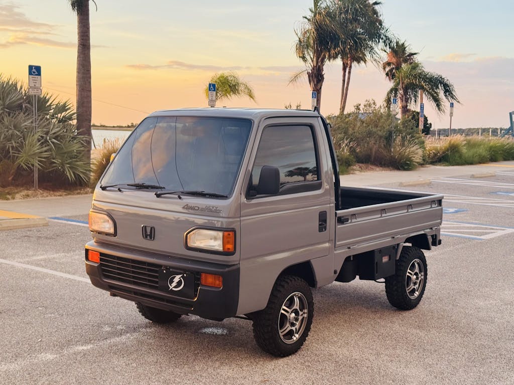 Custom Kei Truck Camper by Oiwa & Grasshopper - SEMA 2024 Debut