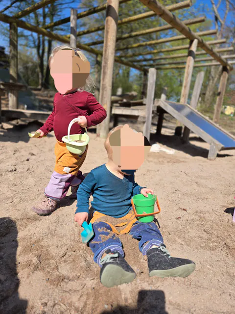 Mitwachsende Kinderhose/Outdoorhose | Cordnicki | Blaue Pflaume-Messing