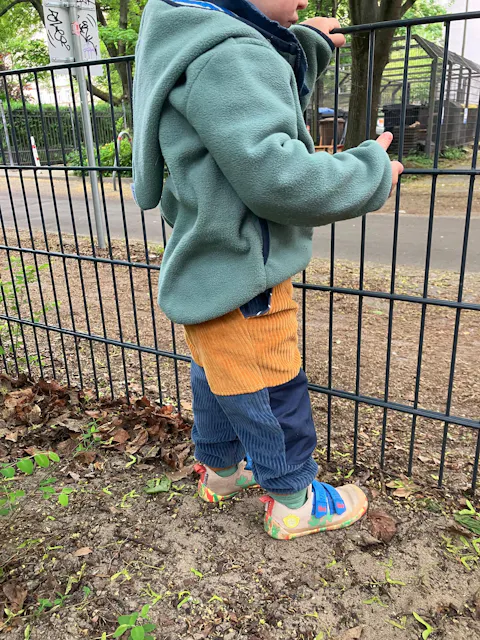 Mitwachsende Kinderhose/Outdoorhose | Cordnicki | Blaue Pflaume-Messing