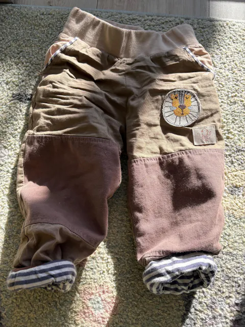 Mitwachsende Kinderhose ganzjährig | Bio-Popeline | Unifarben
