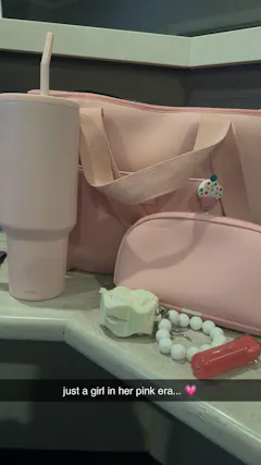 Rover (Blush) Large Neoprene Tote - With Zip Closure