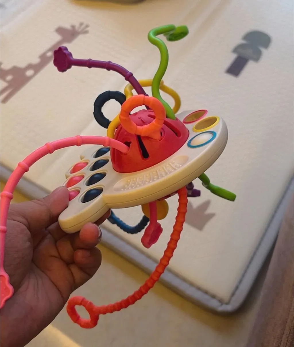 Montessori 4-in-1 Octopus Silicone Pulling Toy
