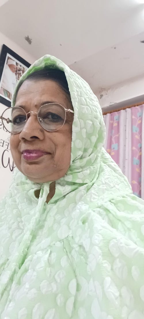 Radiant Bloom Gold Plated Chain