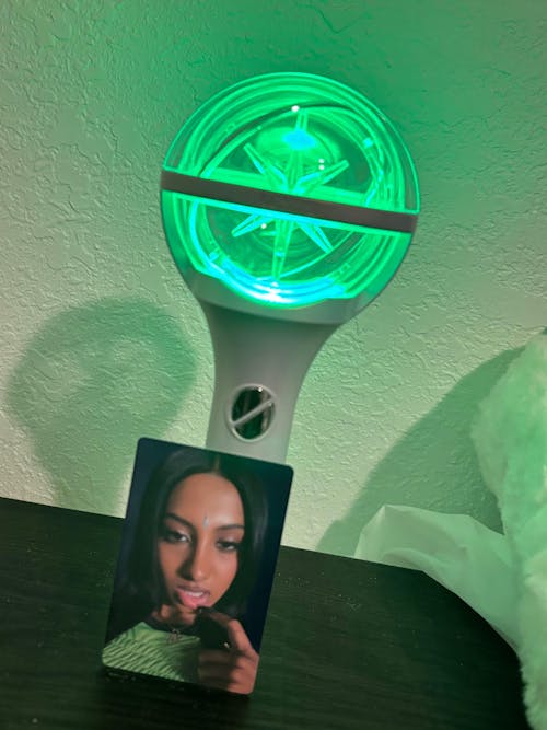 KATSEYE - Official Light Stick