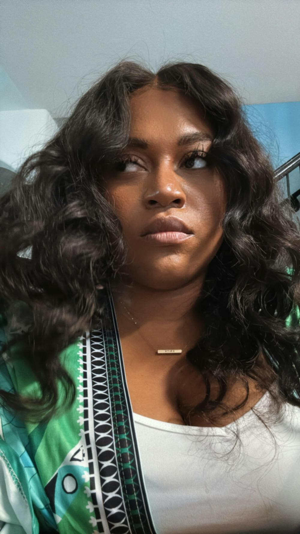 OQ HAIR Body Wave Face-Framing Curtain Bangs Layered Cut Bleached Knots Wear Go Glueless Wig