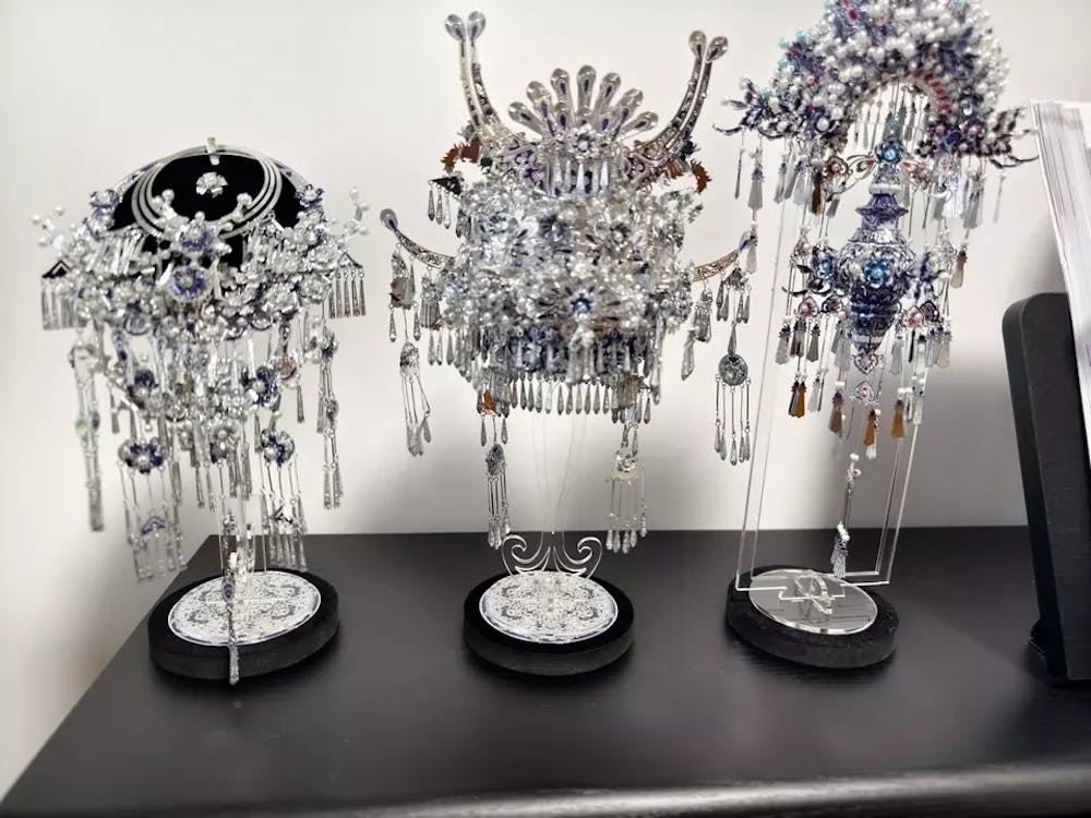 Porcelain Tiara 3D Puzzle Collectible Metal Model Kit