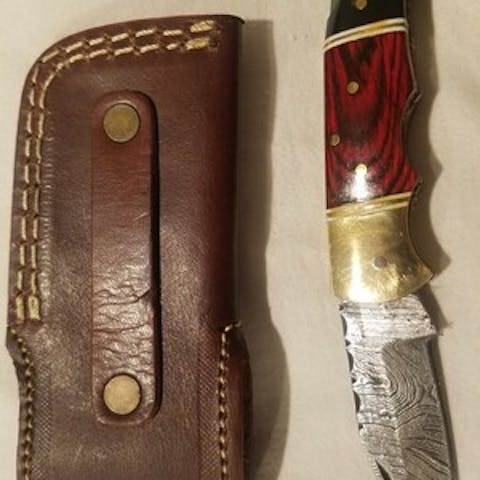 Authentic Damascus steel Back Lock Pocket Knife Green wood Handle Best folding Knife Razor sharp edge Best camping Tool Hunting Skinner EDC Knife with Leather Pouch .