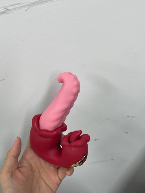 Twin Rose Thrusting G Spot Vibrator - Tongue Teasing & Vibrating