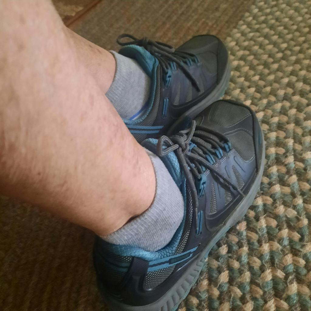 Women's Waterproof Walking Outdoor Shoes Alma Gray OrthoFeet