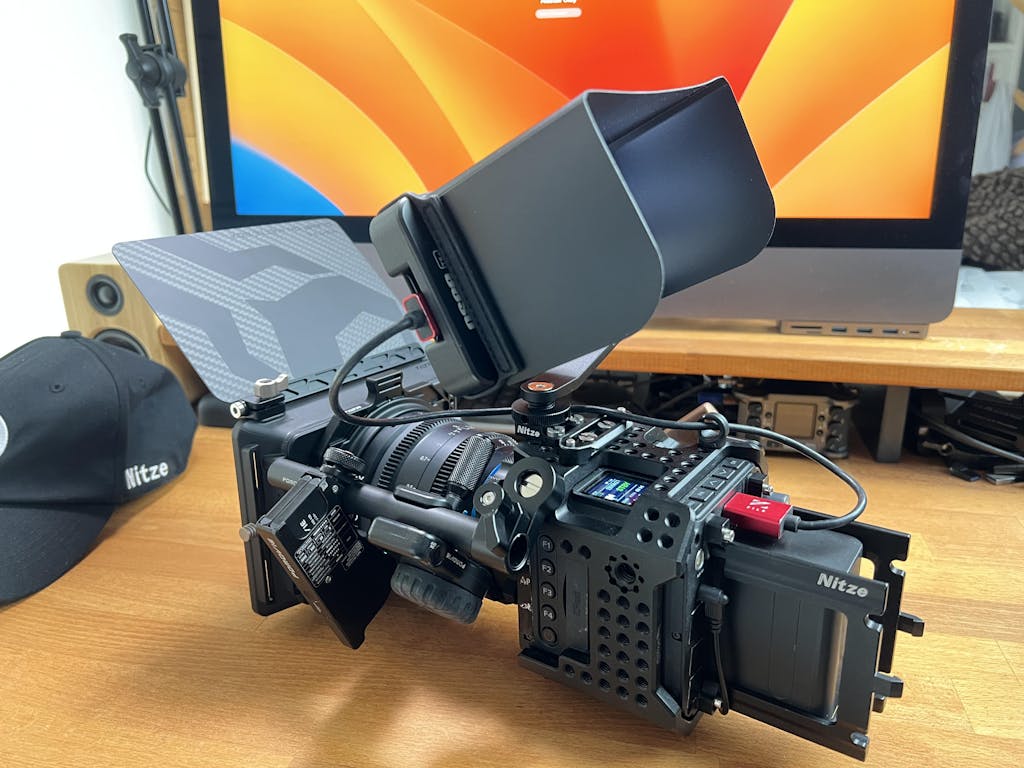 T5+ 5.5inch 1000nits 4K HDMI Oncamera Monitor Kit osee.tech