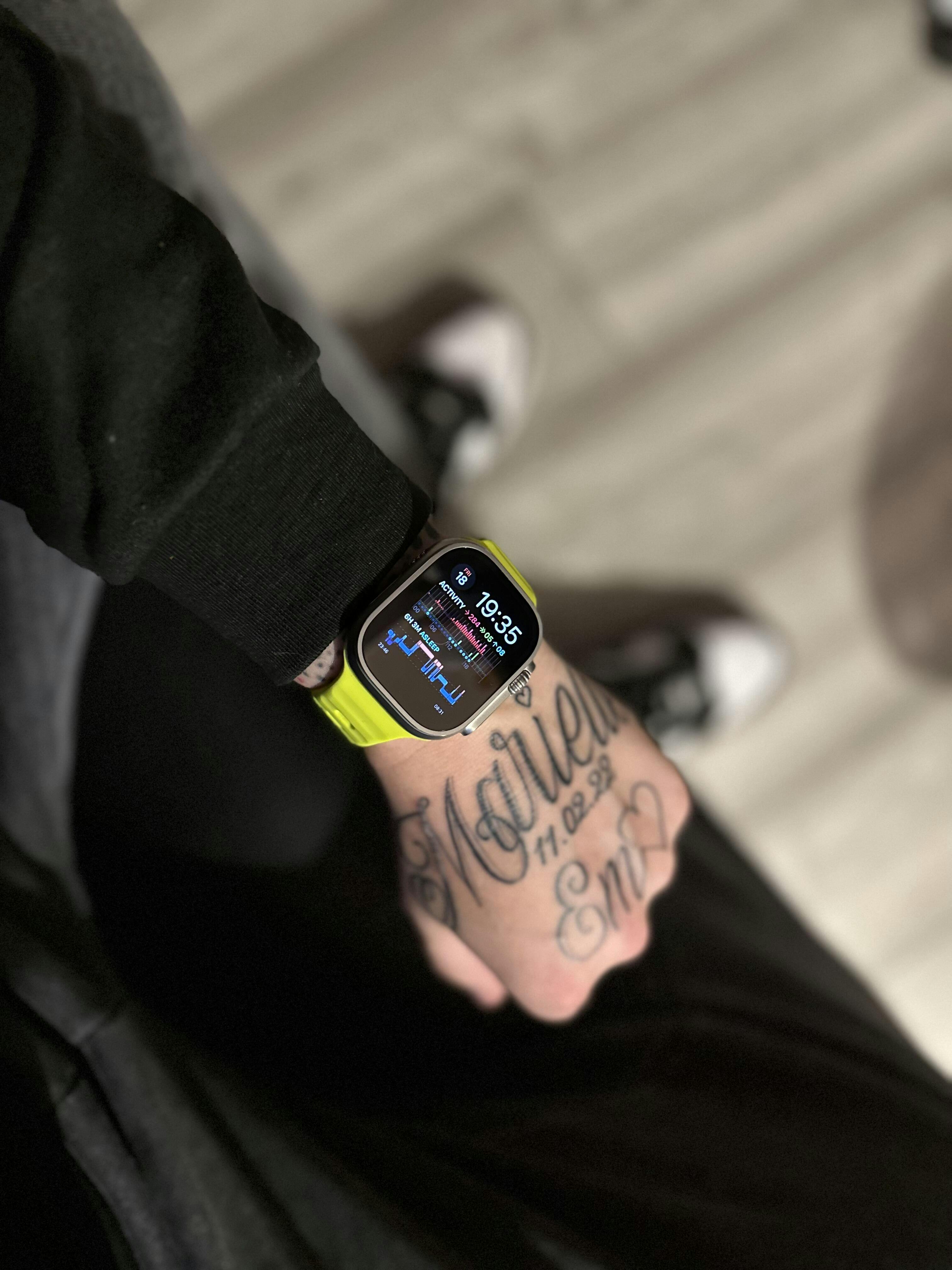 Apple watch jordan band hot sale