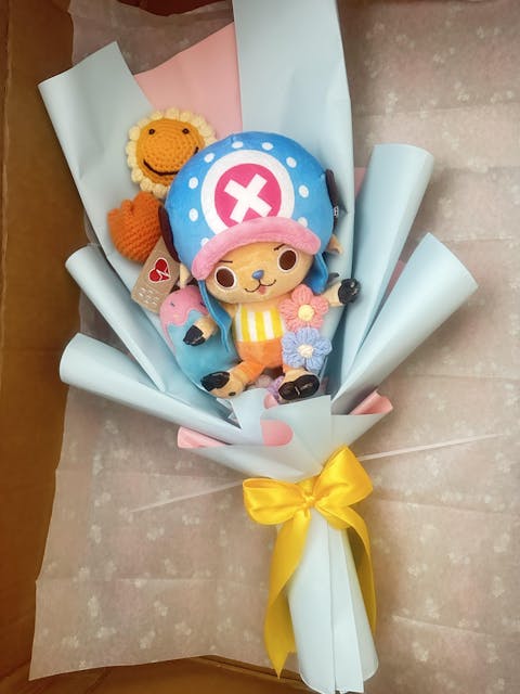 Cute Reindeer Doctor Pirate Crochet Flower Anime Plush Bouquet