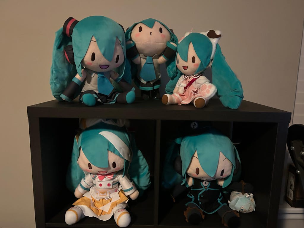 (Pre-Order) fuwa petit "Hatsune Miku" - L Plush