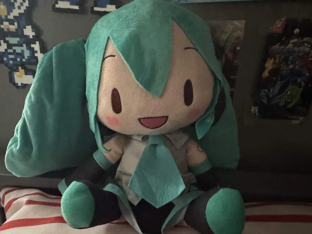 (Pre-Order) fuwa petit "Hatsune Miku" - L Plush