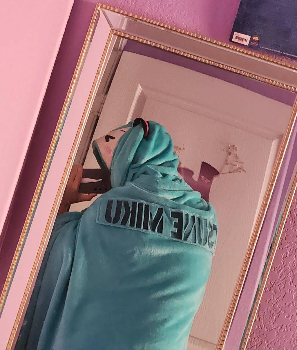 Hatsune Miku - Moeyu x Hatsune Miku - Otaku Owlet - Hooded Blanket