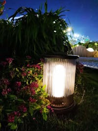 Round Lantern-Styled Solar Garden Lamp
