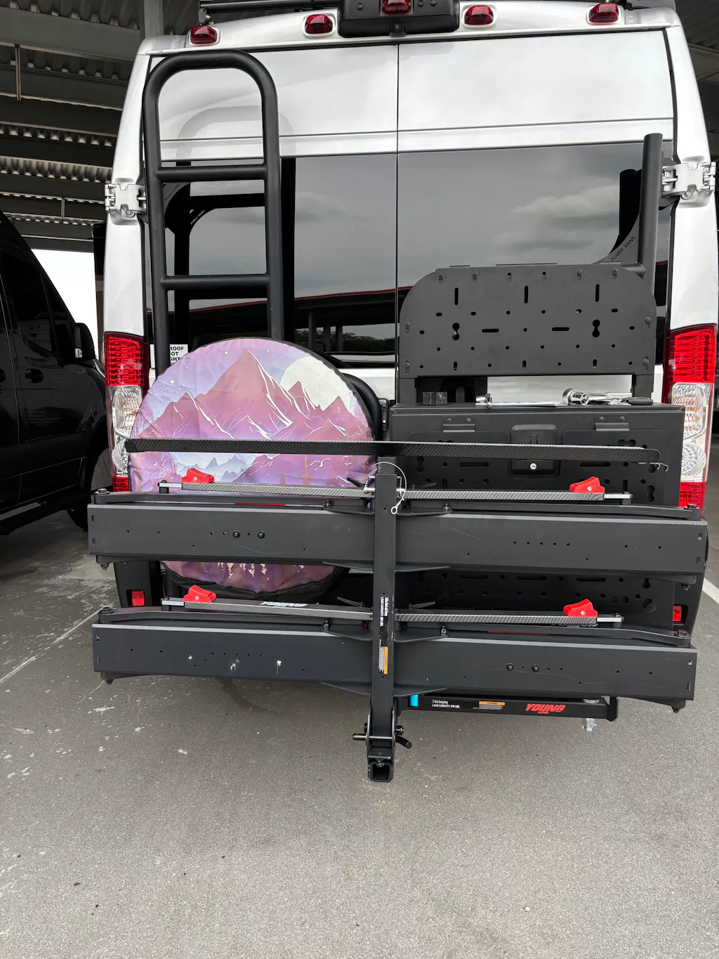 200lbs Capacity Tire-Clamp E-bike Rack with Ramp
