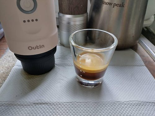 【１番人気！】【Outin Nano ポータブルエスプレッソマシーン（スペースグレー）】【送料無料】