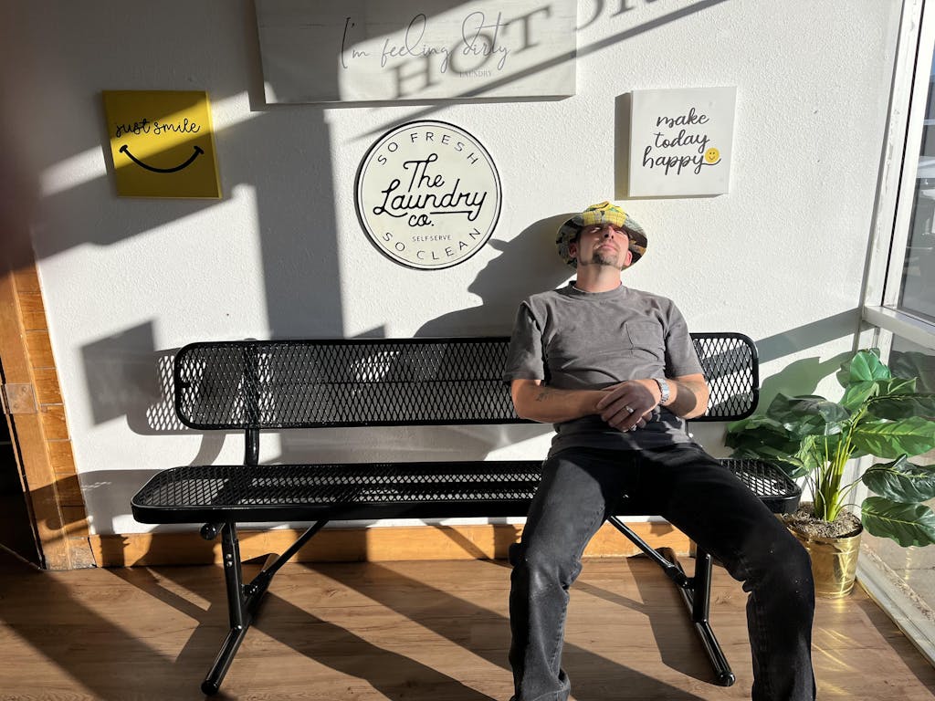 Heavy-Duty Outdoor Bench - Expanded Metal - 6ft - Portable - With Back - Black