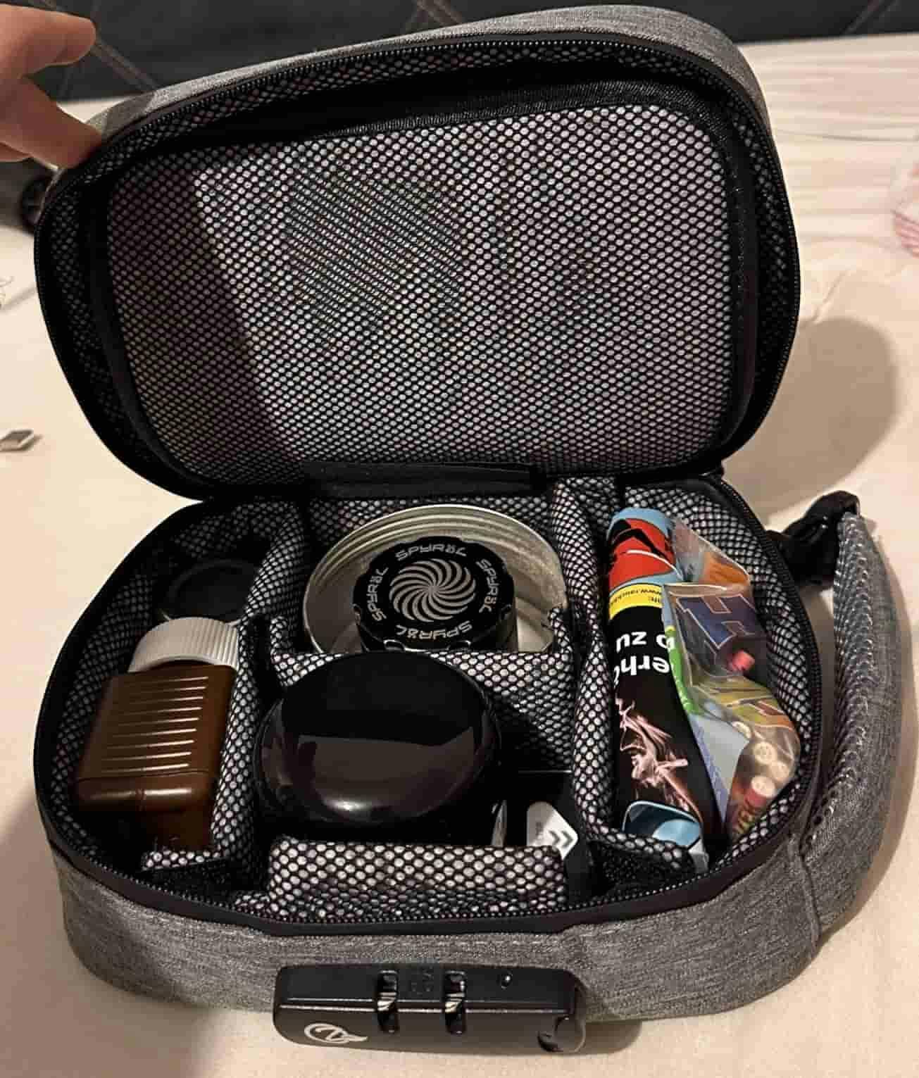 OZCHIN Lockable Smell Proof Bag | Apex Series | Multicolor Stash