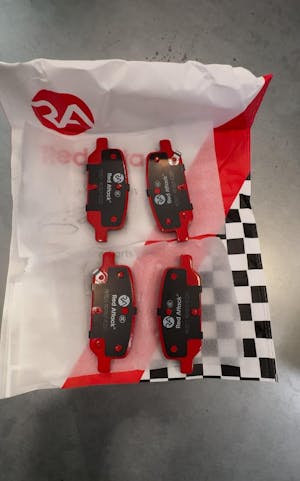 Red Attack Tesla Model 3 2018- rear