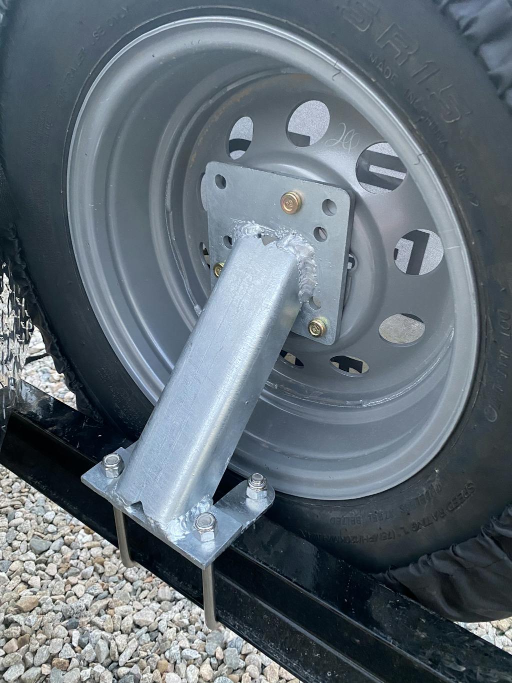 HeavyDuty Spare Trailer Tire Mount Carrier (5Lug, 6Lug, 7Lug 8Lug