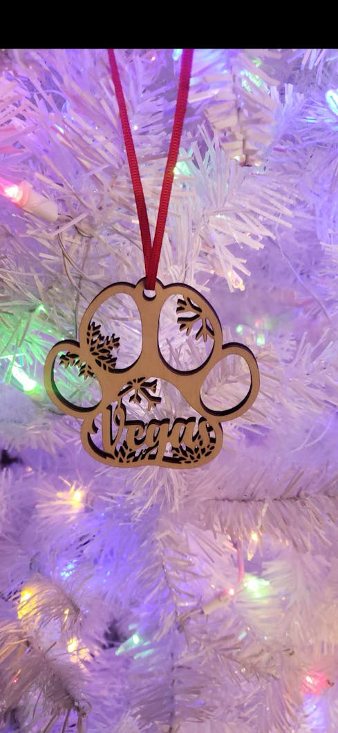 Pet Memorial Ornament, Paw With Wings Christmas Ornament, Shiplap