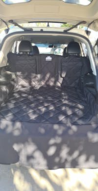 Pawmanity Cargo Liner