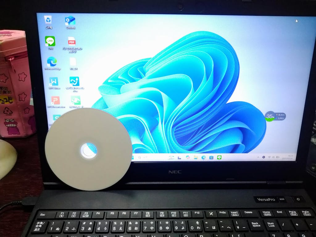 NEC製ワイド】イチオシ高性能ノートパソコン (第八世代 Core i5